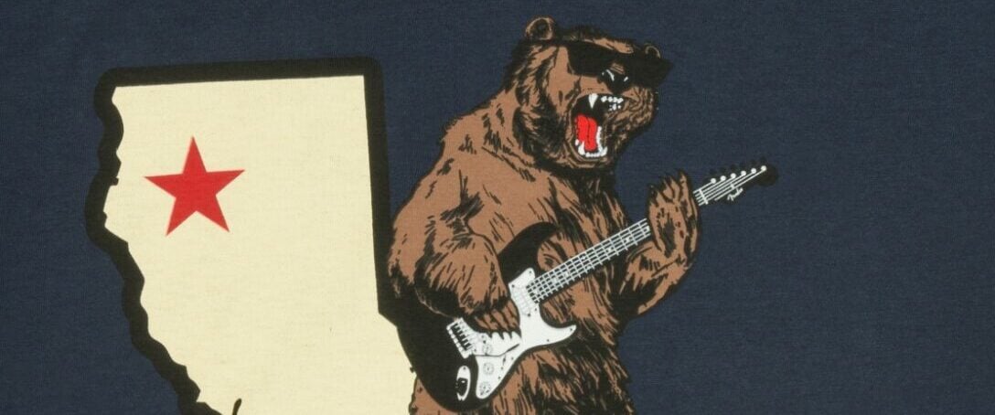 Fender Guitars – Fender Rocks Cali T-Shirt