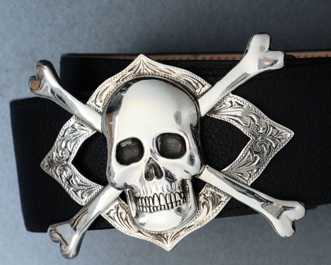 Peter Hoffman Design – Silver Skull and Crossbones Belt Buckle
